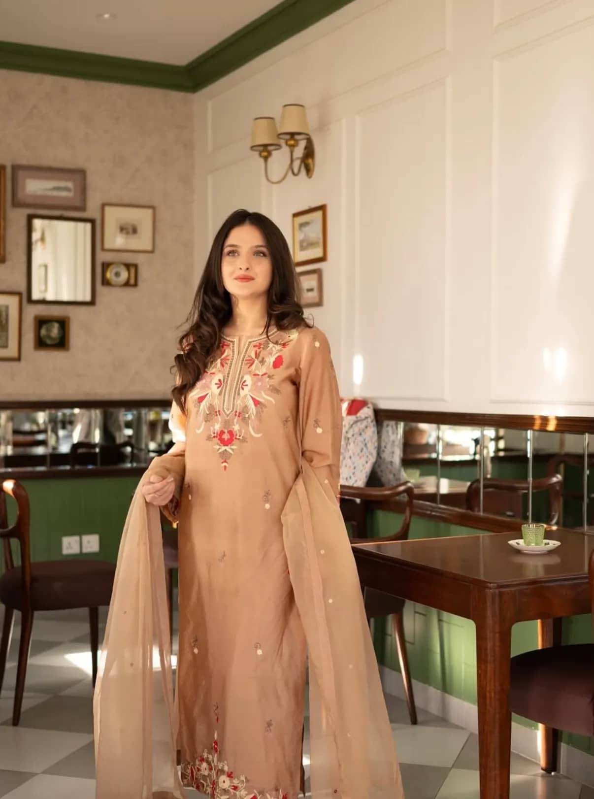 Mehr by EM - Handcrafted Heritage